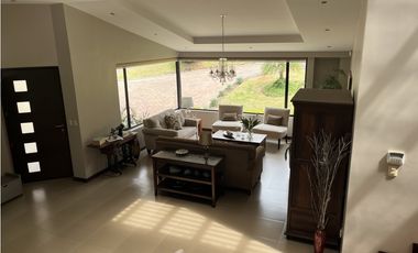 Venta de Casa, Azogues, Sector Javier Loyola, Zumbahaico 2132 m²