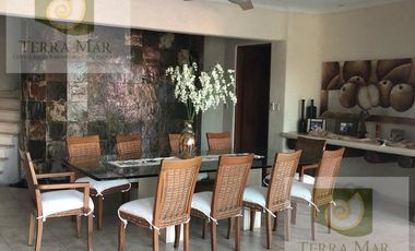 Casa - Fraccionamiento Joyas de Brisamar