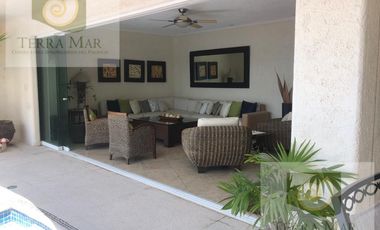 Casa - Fraccionamiento Joyas de Brisamar