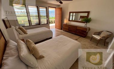 Casa - Fraccionamiento Las Brisas