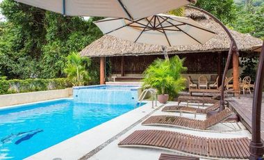 Amplia casa en Joyas de Brisamar