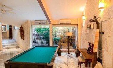 Amplia casa en Joyas de Brisamar