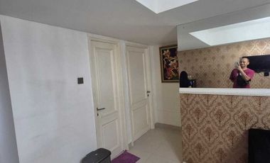 DISEWAKAN APARTEMEN LOUISE KEINNE PEMUDA FULL FURNISHED BUAGUSSSSS