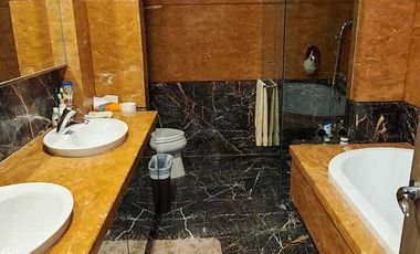 Dijual cepat Apartemen View laut lepas Reggata luas 206m dan  city night view