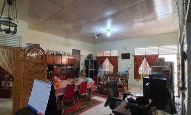 Rumah murah di tengah kota jl  Hangtuah jl Gunung  Agung