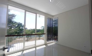 Rumah Citraland Northwest Park View Danau Cantik 4 kamar tidur