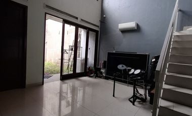 Rumah 2 lantai Siap Huni di Taman Kenari Nusantara Cibubur