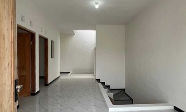 Rumah Baru 2 Lantai Sawojajar Malang