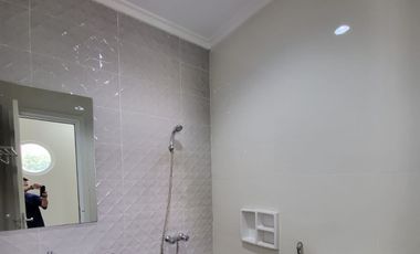 Disewakan Rumah Summarecon Bekasi Veronia 2 Lantai Bersih