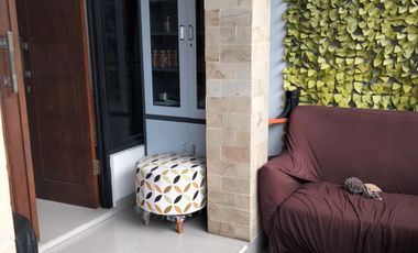 Disewakan rumah di Mangunjaya townhouse tambun selatan
