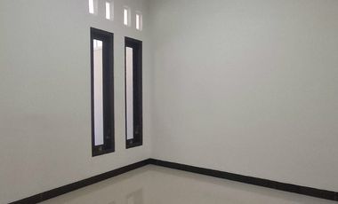 Rumah Tinggal Siap Huni Lokasi Strategis di Sidomoyo Godean Sleman