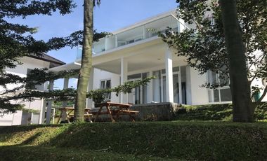 rumah villa keren dago pakar