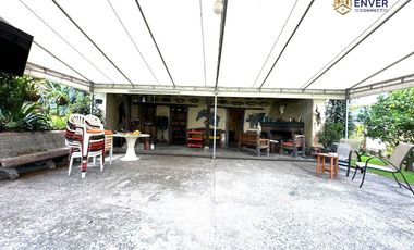 Propiedad Comercial – Calle Larga, Cuenca