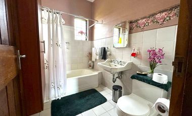 Propiedad Comercial – Calle Larga, Cuenca