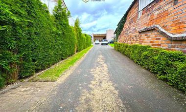 Propiedad Comercial – Calle Larga, Cuenca