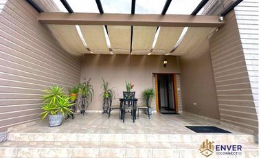 Propiedad Comercial – Calle Larga, Cuenca