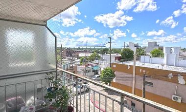 Departamento en Venta de 2 ambientes, balcón al frente. Zárate