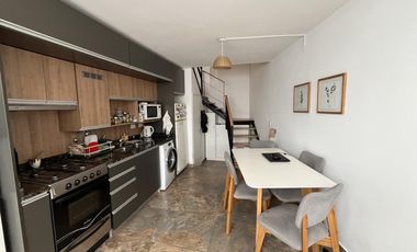 VENTA -  PH 2 dormitorios con patio - Echesortu, Rosario.