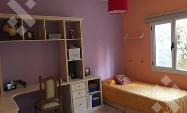 Se Alquila, Casa de 4 Dormitorios en Comahue Golf Club , Neuquén Apto Crédito