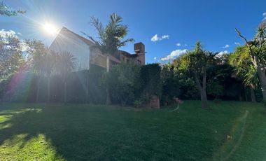 VENTA IMPORTANTE TERRENO BARRIO PARQUE LURO