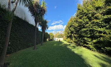 VENTA IMPORTANTE TERRENO BARRIO PARQUE LURO