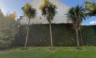 VENTA IMPORTANTE TERRENO BARRIO PARQUE LURO