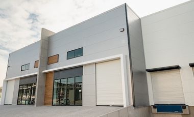 Naves Bodegas  junto al PIQ salida a SLP Chichimequillas