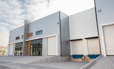 Naves Bodegas  junto al PIQ salida a SLP Chichimequillas