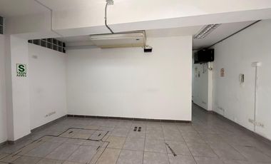 Edificio De 3 Pisos Ideal Academia, Galería, Oficinas Administrativas, Laboratorio, Almacen