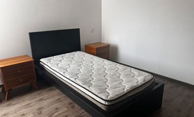 Departamento amueblado en Renta dentro del Refugio con una ubicación privilegiad