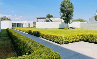 Departamento amueblado en Renta dentro del Refugio con una ubicación privilegiad