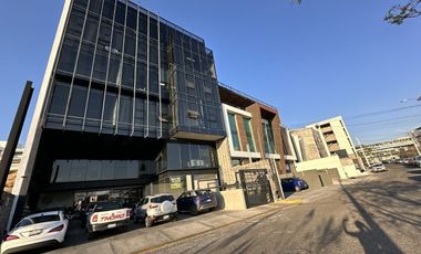 Consultorio Oficina Despacho centrico Bernardo Quintana y Av Constituyentes