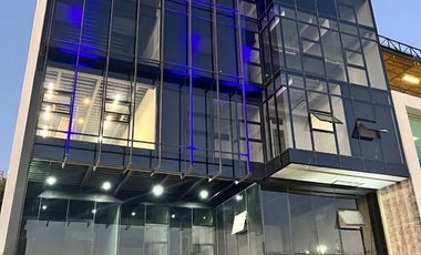 Consultorio Oficina Despacho centrico Bernardo Quintana y Av Constituyentes