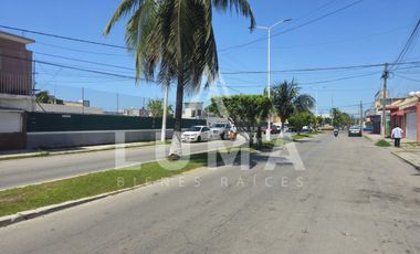 Terreno sobre Ave. Castellot