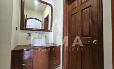 Casa en venta en privada en Colonia Miami