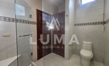 Casa en venta en privada en Colonia Miami