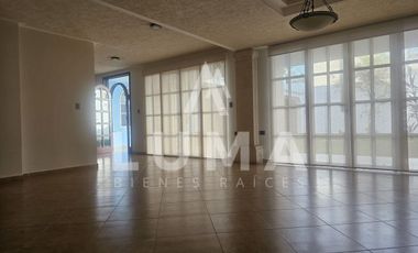 Casa en venta en privada en Colonia Miami