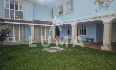 Casa en venta en privada en Colonia Miami