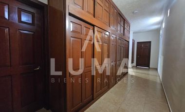 Casa en venta en privada en Colonia Miami