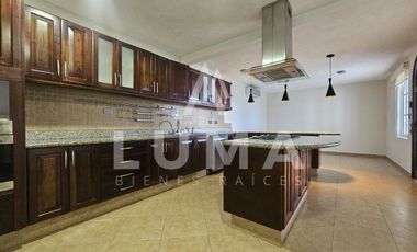 Casa en venta en privada en Colonia Miami