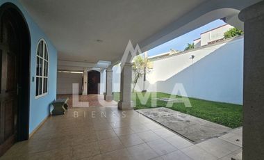 Casa en venta en privada en Colonia Miami