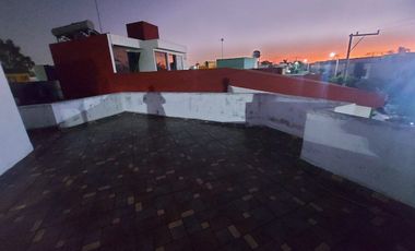 CASA EN VENTA EN FRACCIONAMIENTO LOS PINOS RECTA A CHOLULA