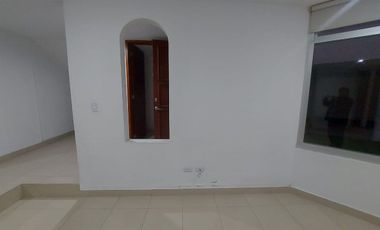 CASA EN VENTA EN FRACCIONAMIENTO LOS PINOS RECTA A CHOLULA