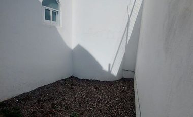 CASA EN VENTA EN FRACCIONAMIENTO LOS PINOS RECTA A CHOLULA