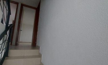 CASA EN VENTA EN FRACCIONAMIENTO LOS PINOS RECTA A CHOLULA