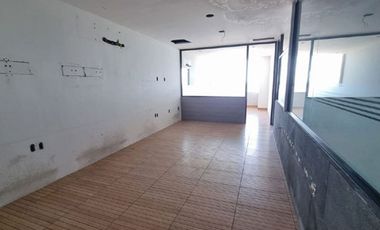 Oficina en Renta en Veracruz en Calle Principal Frente Al Mar en Boca del Río.