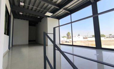 Bodega Ind. dentro de AE Park carretera Chapala Renta 931 m2 Jalisco
