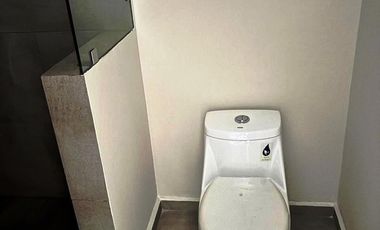 RESIDENCIAL AVERANDA, Villas del Lago Cuernavaca. Depto para estrenar con balcón