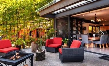 BOSQUE VERDE, Circuito Avándaro, Valle de Bravo. Casa en Condominio con Bungalow