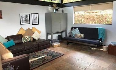 BOSQUE VERDE, Circuito Avándaro, Valle de Bravo. Casa en Condominio con Bungalow